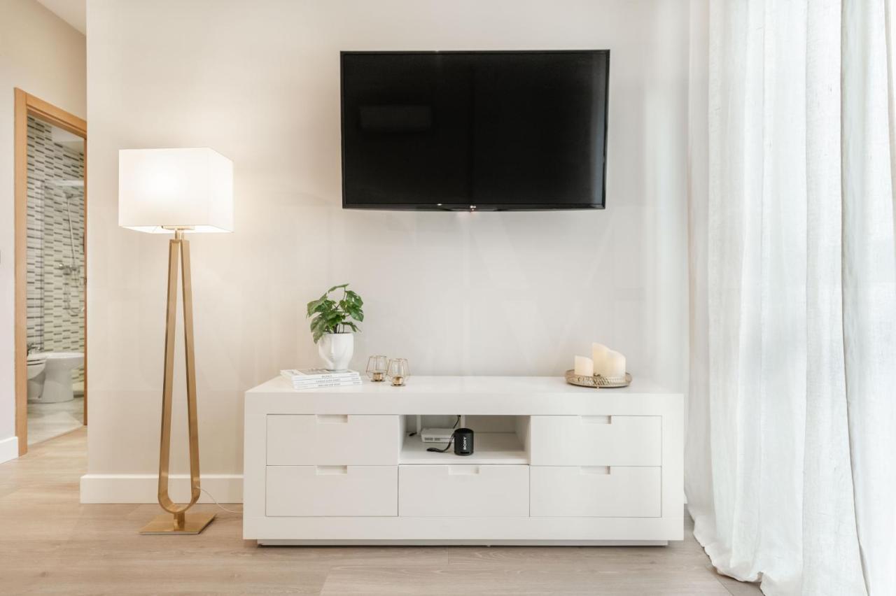 Cozy Apartment With Parking In The Center By Rems Malaga Exterior photo